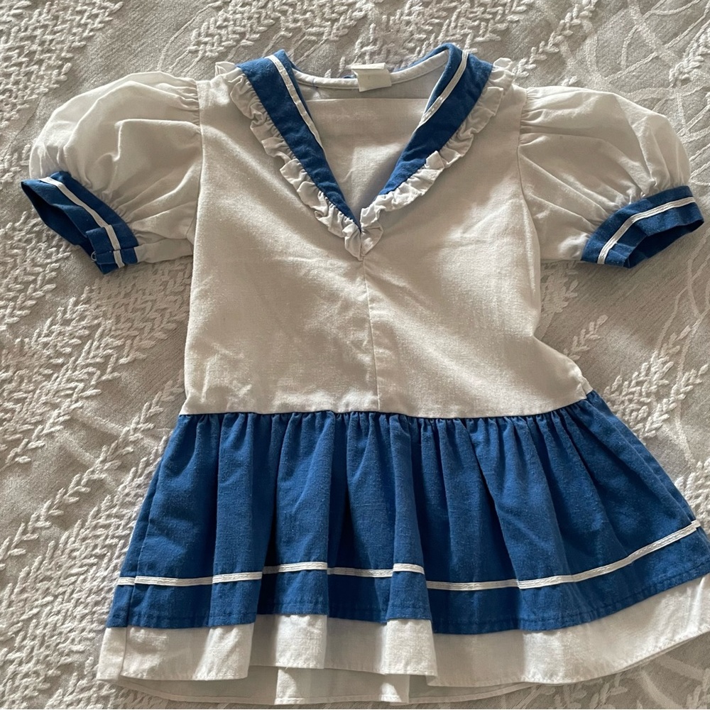 Vintage! Girls Sailor Dress in Blue and White